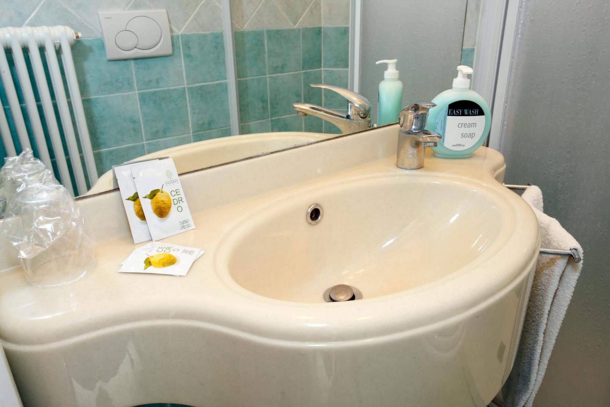 Hotel Vannini Rímini Habitación foto
